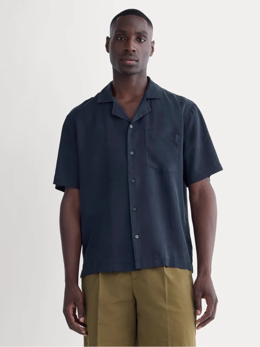 Everlane men’s Resort Shirt in Butterlite short sleeve camp shirt navy XXL NWT